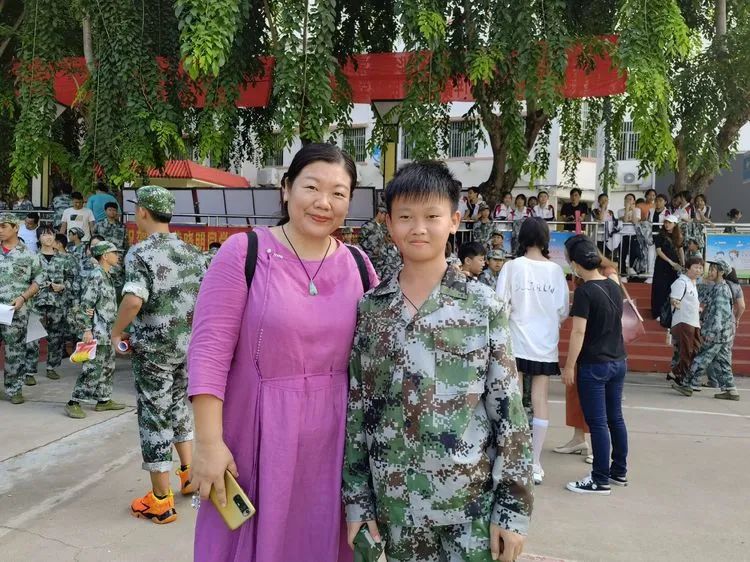 迷彩軍訓 青春無悔