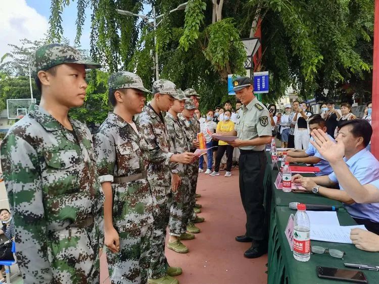 迷彩軍訓 青春無悔