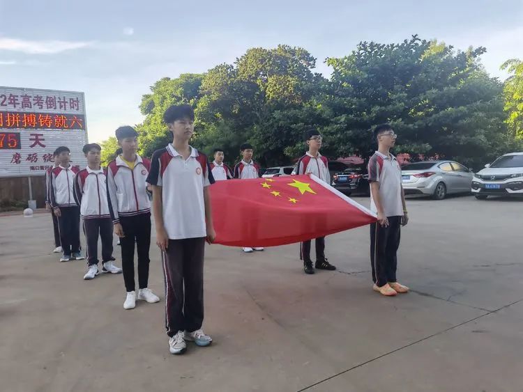 感恩明志 逐夢黃岡 | ?？邳S岡金盤高級中學(xué)初中部開學(xué)典禮暨表彰大會