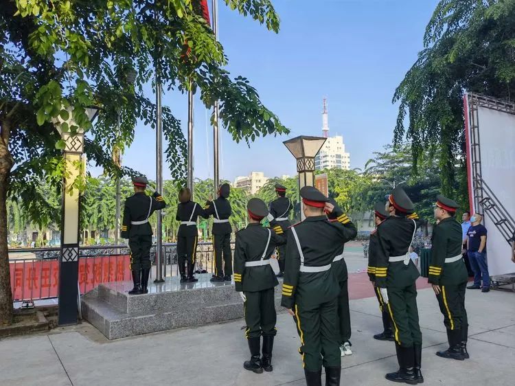 迷彩軍訓 青春無悔
