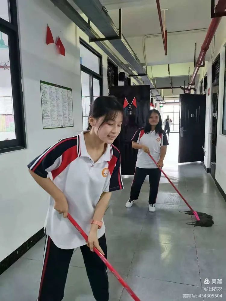 【校園動(dòng)態(tài)】倡導(dǎo)文明校風(fēng) 共建文明校園