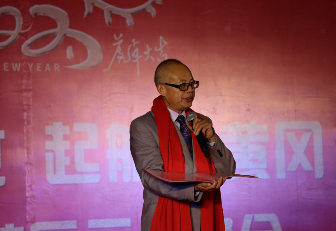 【校園新聞】青春逢盛世 起航在黃岡——?？邳S岡金盤高級(jí)中學(xué)2022椰海校區(qū)元旦晚會(huì)
