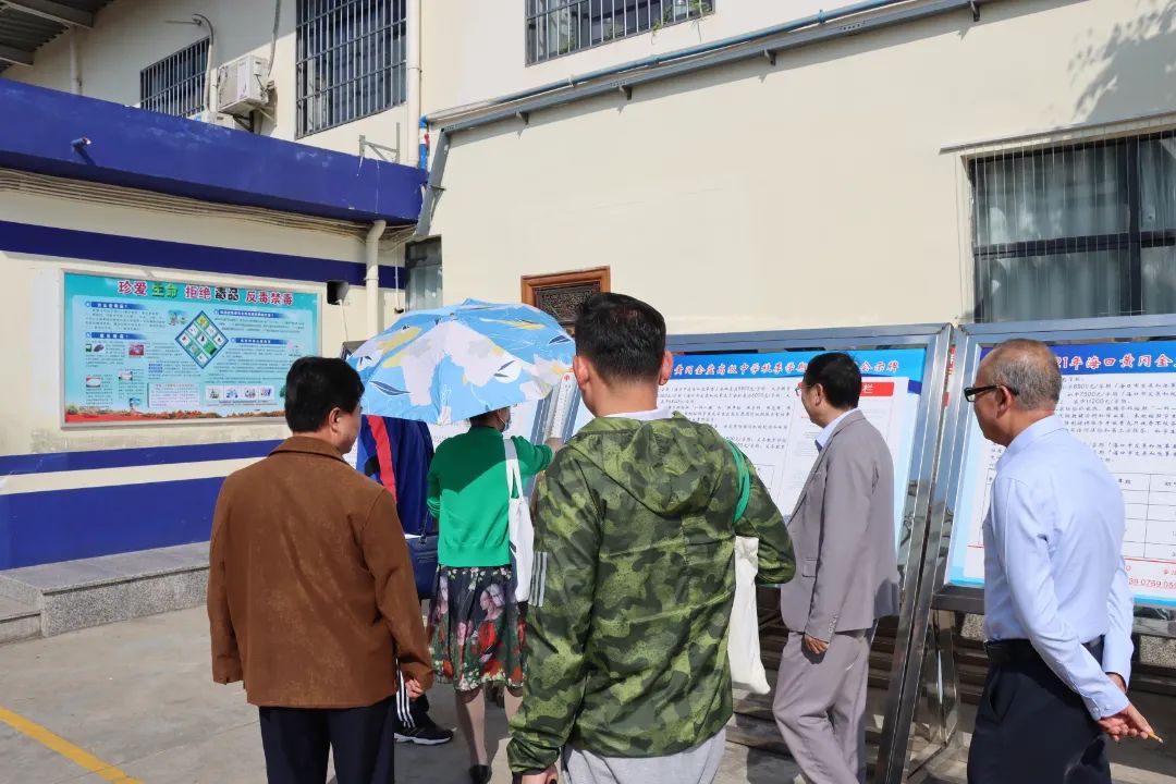 【校園動態(tài)】普通話誦百年偉業(yè)  規(guī)范字寫時代新篇—— ?？邳S岡金盤高級中學迎語言文字規(guī)范化達標校創(chuàng)建驗收